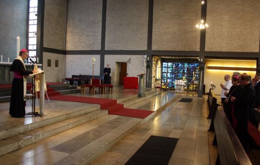 Besuch in der Heimkehrer-Dankeskirche in Bochum